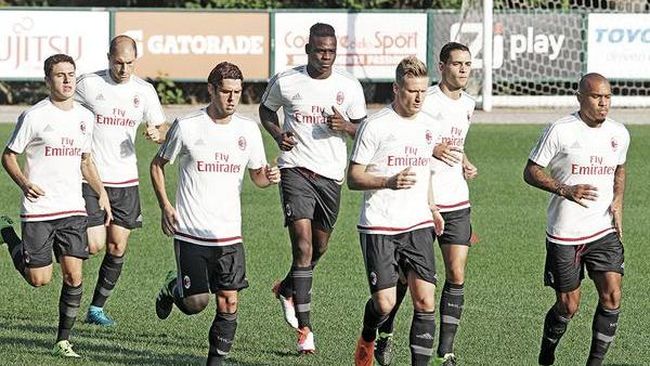'Balotelli Datang Pertama dan Pulang Terakhir Saat Latihan' Mario Balotelli diklaim telah sadar bahwa berada di AC Milan adalah kesempatan terakhirnya untuk menyelamatkan karier profesional sebagai pesepak bola.