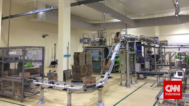 Pabrik baru PT Unilever Indonesia yang memproduksi bumbu masak Royco dan kecap Bango di Cikarang, Selasa (25/8). (CNN Indonesia/Galih Gumelar)