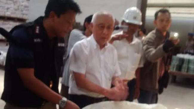 Tersangka Lusi diduga menyuap mantan Dirjen Perdagangan Luar Negeri untuk mendapatkan izin importir garam aneka pangan dari Kementerian Perdagangan.