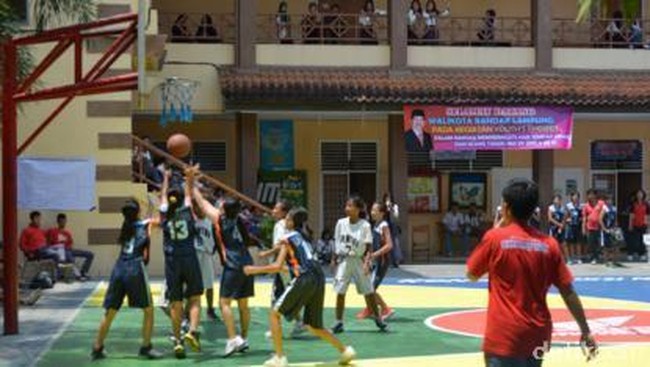 PROGRAM Kreatifitas Mahasiswa (PKM) dari Fakultas Teknik Universitas Lampung menghasilkan prestasi yang membanggakan. Dari puluhan judul kegiatan