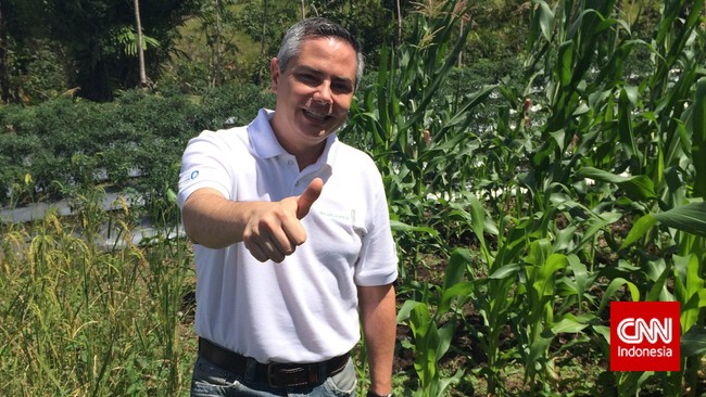 Biji jagung super ini dikembangkan di laboratorium milik Monsanto Indonesia.