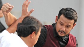'Gangster,' Ketegangan yang Menyenangkan