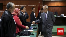 Jaksa KPK Dakwa Panitera PTUN Medan Terima Suap Lewat Kaligis