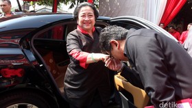 PDIP Buka Dana Gotong Royong, Jokowi Dipersilahkan Menyumbang