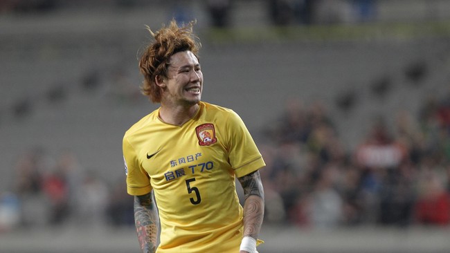 Media-media China memuat pernyataan salah satu pemain terbaik tim nasional China, Zhang Linpeng, bahwa dirinya diincar Chelsea.