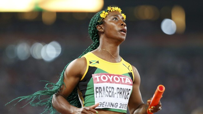 Pelari asal Jamaika menguasai podium untuk meraih medali emas setelah tim putra dan putrinya unggul di kategori estafet Kejuaran Dunia Beijing 2015.