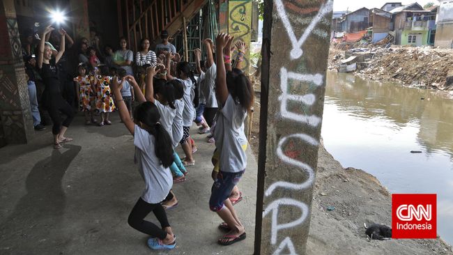 "Ballet at Kunstkring Series: Healing HeARTs" akan melarung kesedihan dari zaman Perang Dunia sampai gelisah penghuni bantaran kali Ciliwung.