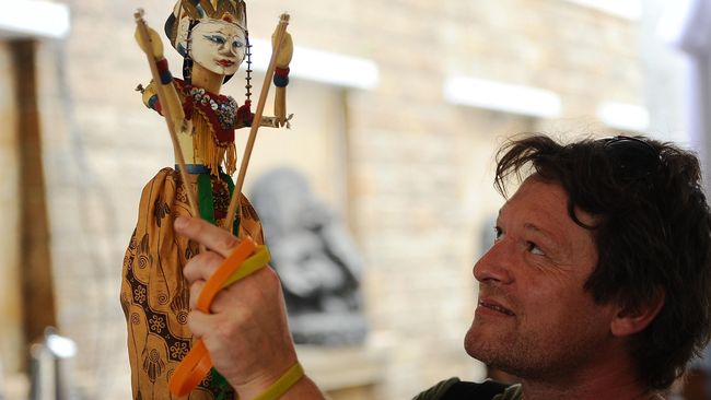 Sebelas jenis wayang Nusantara dipertunjukkan di Kota Tua Jakarta selama digelar Festival Wayang, pada 7-11 Oktober 2015.