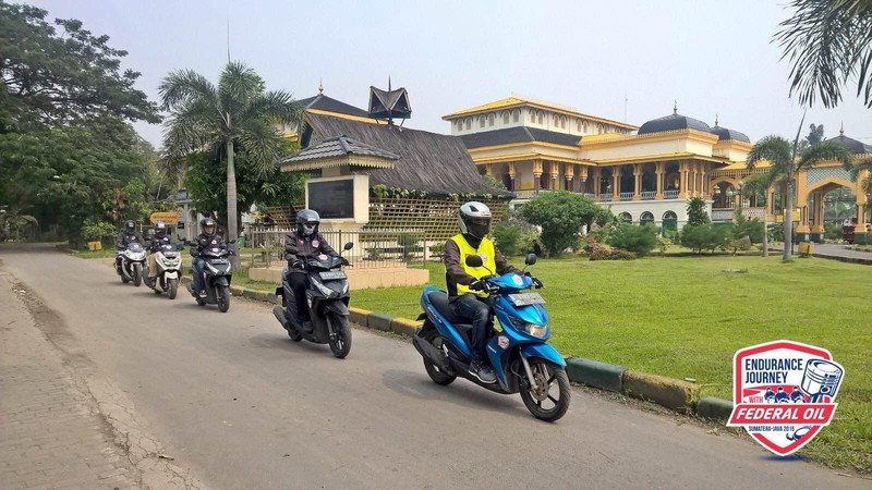 Berbeda dengan etape pertama Aceh - Medan yang menempuh jarak sekitar 605 km, etape kedua Medan - Pekanbaru ini
