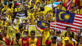 Aksi Protes Hari Kedua di Malaysia Berlanjut tanpa Terompet