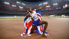 Mo Farah Raja Lari Jarak Jauh yang Catat <i>Triple-Double</i>