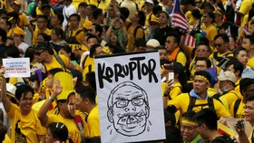 Demi Singkirkan Najib, Oposisi Malaysia Rela bersama Mahathir
