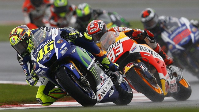 Valentino Rossi masih menganggap Marc Marquez sebagai ancaman meski pebalap Repsol Honda itu masih tertinggal 63 poin dengan musim menyisakan lima seri.