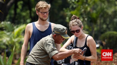 Kusi Dushanbe seks Debra Farentino yalangoch