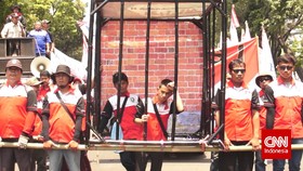 Aksi Demo Ratusan Buruh Tangerang Diintimidasi Preman
