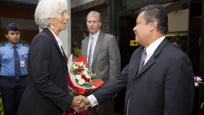 "Sudah bukan saatnya perekonomian Indonesia berdasarkan komoditas lagi," ujar Christine Lagarde, Managing Director IMF.