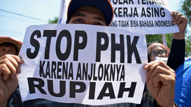 Kemenaker mengaku tengah mencari informasi penyebab PHK 2.505 buruh di Batam. Informasi dicari melalui Dinas Tenaga Kerja dan Transmigrasi Batam.