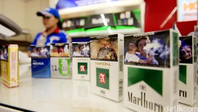 YLKI: Mekanisasi Pabrik Demi Cari Untung Picu PHK Buruh Rokok