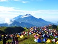 Spot Rawan Penularan Virus Corona saat Pendakian Gunung