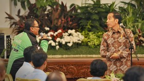 Menhub Larang Gojek, Jokowi: Aturan Jangan Bikin Rakyat Susah
