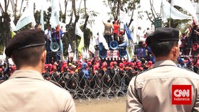 Tuntutan Belum Diamini Pemerintah, Buruh Masih Terus Berdemo