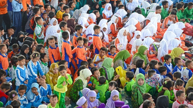 Dinas Pendidikan Jabar memperbolehkan sekolah di tingkat SMK, SMA dan SLB mengadakan kegiatan kelulusan dan study tour.
