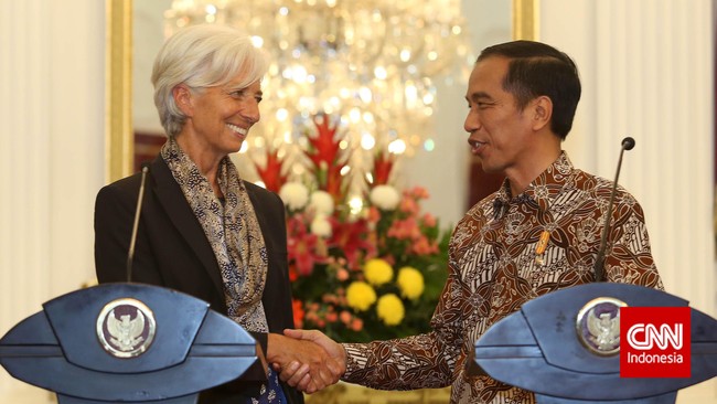 Dengan revisi APBN lebih cepat, ada kepastian penyesuaian alokasi anggaran khususnya dalam membiayai pembangunan infrastruktur dan penerimaan pajak.