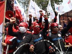 Buruh Ngotot Minta Upah Minimum Naik 8% Tahun Depan, Ini Alasannya