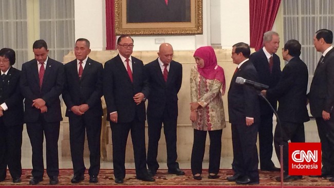 Publik tidak puas pada kinerja pemerintah pada tahun pertama ini. Ketidakpuasan terutama di bidang ekonomi.