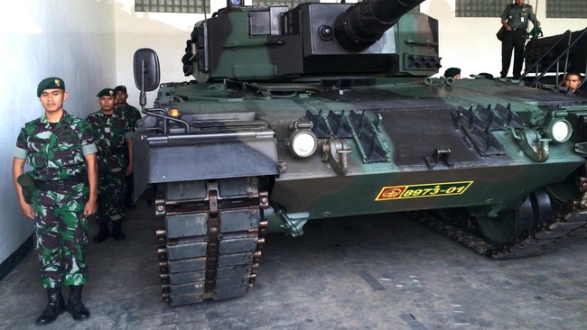 Sebanyak 50 tank leopard baru pesanan TNI AD telah tiba di Indonesia dan ditempatkan di Batalyon Kavaleri Kostrad. Seratus tank lainnya dalam proses pengiriman.