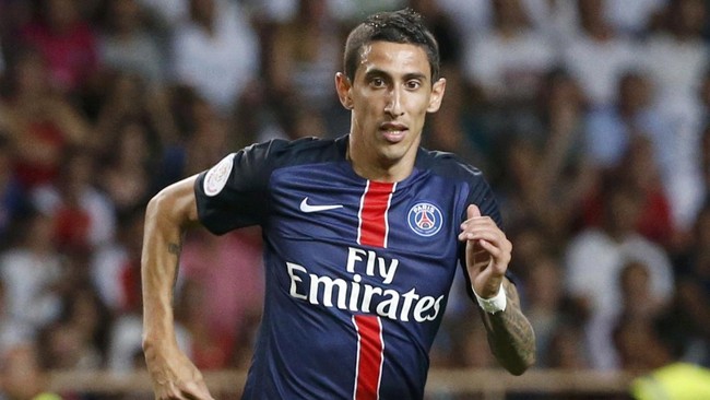 Penjaga gawang Paris Saint-Germain Kevin Trapp tampil gemilang mementahkan peluang Cristiano Ronaldo dkk.