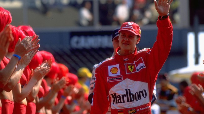 Paus Fransiskus membahas kondisi kesehatan Michael Schumacher dengan Presiden FIA yang juga mantan bos Schumi di Ferrari, Jean Todt.