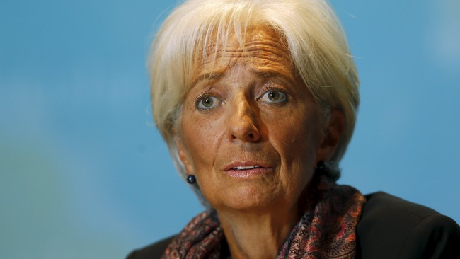Anjloknya harga minyak meningkatkan kekhawatiran International Montery Fund (IMF) selaku lembaga donor yang menyuntikkan utang kepada negara-negara berkembang.