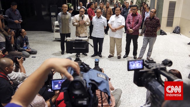 Konslidasi antarparpol anggota KMP menurut juru bicara PKS Mardani Ali Sera masih terus dilakukan. Sejauh ini belum ada pembicaraan pembubaran KMP.