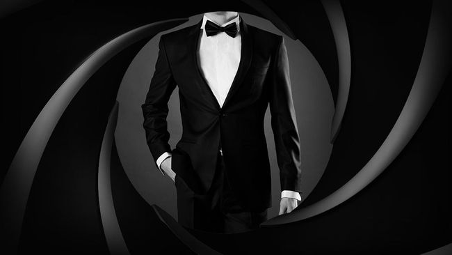 Siapa pun pemainnya, James Bond tetap keren. Ia ingin, Warkop DKI bisa tetap melegenda meski bintangnya berganti-ganti.