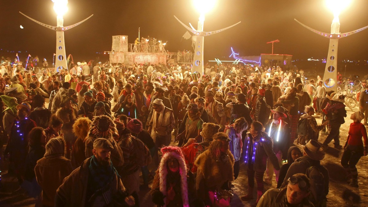 Nevada Menyala-nyala Saat Digelar Festival Burning Man