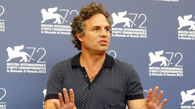 Penggemar Marvel pagi ini heboh karena duo Russo sang sutradara 'Avengers 4' tiba-tiba 'memecat' Mark Ruffalo.