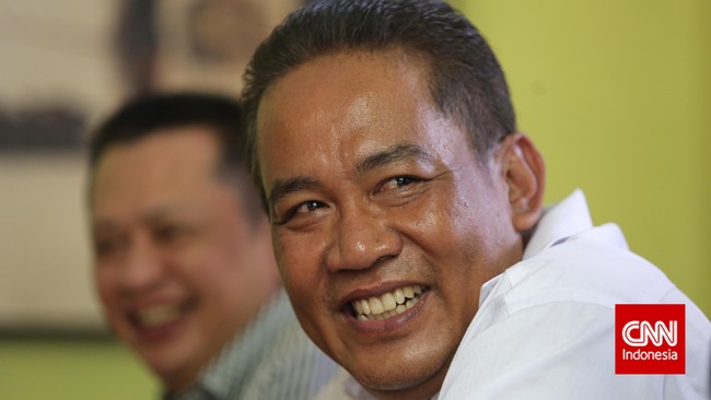 Ini kali pertama Komisaris Jenderal Anang Iskandar bertandang ke KPK sejak dilantik menjadi Kepala Bareskrim Polri menggantikan Komjen Budi Waseso.