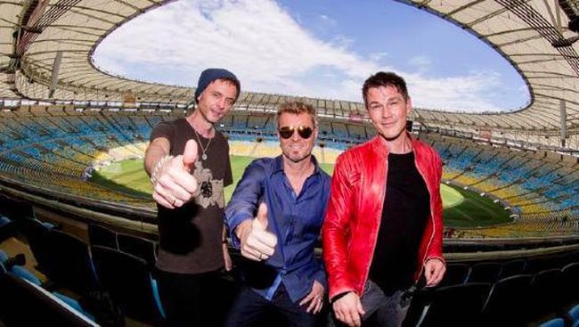 Berbarengan dengan perayaan 30 tahun lagu Take on Me, A-ha merilis album anyar Cast in Steel dan siap menggelar konser tur dunia mulai 2016.