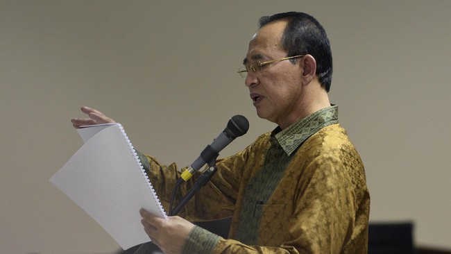 Bekas pejabat Kementerian Agama, Muhammad Hanif, mengungkap campur tangan Suryadharma menentukan pemondokan bagi jemaah haji.