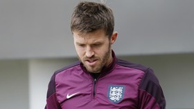 Masa Depan Carrick Masih Tanda Tanya