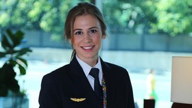 Kenalkan Selin, Pilot Wanita Termuda Turkish Airlines