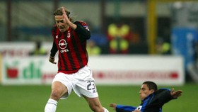Ambrosini: Milan Saat ini Satu Dimensi