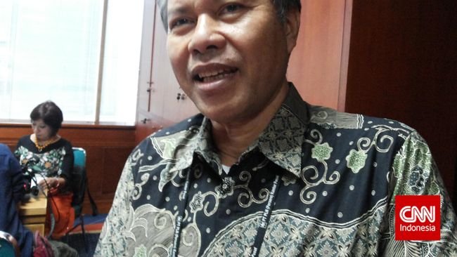 PLN Tak Wajibkan Masyarakat Gunakan Listrik Prabayar Dengan mendorong penggunaan listrik prabayar, PLN ingin masyarakat lebih bijaksana dalam menggunakan listrik.