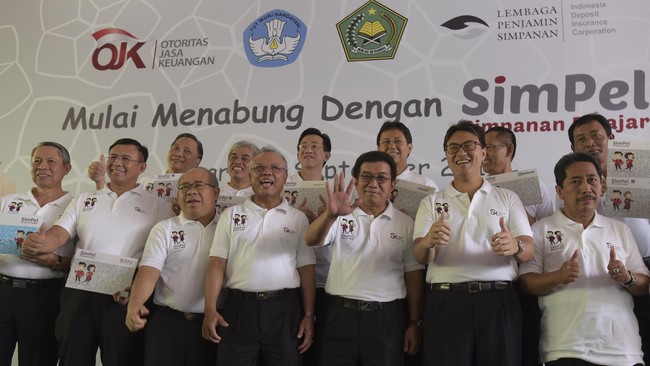 Menurut Plt Kepala Eksekutif LPS Fauzi Ichsan paket kebijakan membuktikan kehadiran pemerintah ditengah kekhawatiran pelaku pasar.