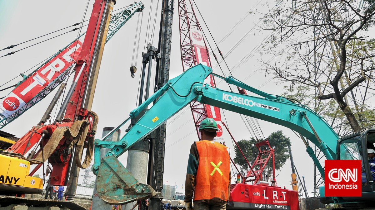 Kereta Andalan Jokowi Mengurai Kemacetan Jakarta