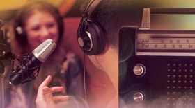 Tantangan Radio Kampus di Tengah Gaya Hidup Mahasiswa
