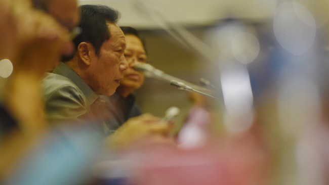 Kepala BIN Angkat Bicara soal Setya dan Rekaman Freeport Sutiyoso mengatakan harus ada yang bertanggung jawab atas isi rekaman soal Freeport yang melibatkan Setya Novanto, Riza Chalid, dan Maroef Sjamsoeddin.