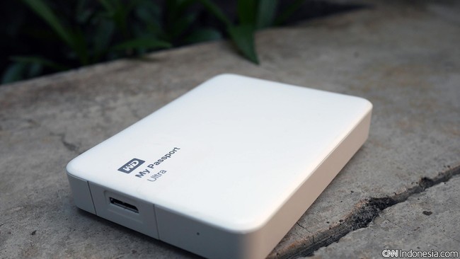 Hard drive eksternal SSD dari WD ini dibanderol Rp2,6 juta hingga Rp8,6 juta. Kapasitasnya terdiri dari 256 GB, 512 GB, dan 1 TB.