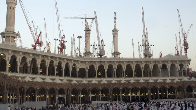 Total saat ini jumlah korban tewas dari Indonesia akibat crane jatuh di Mekkah yang berhasil diidentifikasi adalah 10 orang.